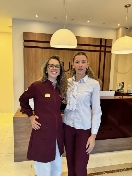 Profissionais da OralUnic Tijucas na recepção
